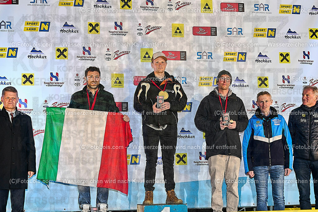 ALP4250_WCM_Siegerehrung | (C)FotoLois.com, Alois Spandl, World Criterium Masters Ski Alpin 2023 Hochkar, Slalom C, GS-B, SuperGiant A, Di 21. März 2023.