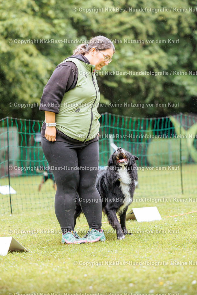 RO-Blumenthal-2026-Nickbest-Hundefotografie-3901 | Dein Hund! Dein Moment! Deine Erinnerungen! Hundefotografie in Bremen Blumenthal. Ich fange die besonderen Momente deines Vierbeiners ein – ob Indoor mit Blitzanlage oder in der freien Natur. Sicher dir dein Moment und dein Termin für eure Erinnerungen.