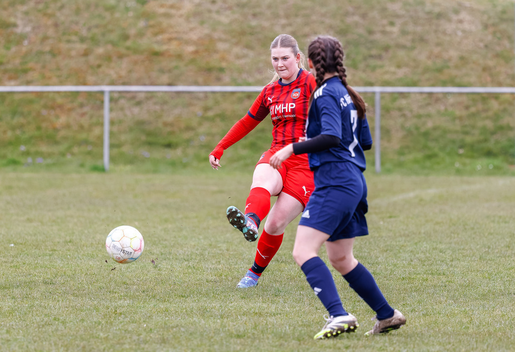 HÄRFCH_260404_3-14 | FC Härtsfeld 03 vs. 1.FC Heidenheim 1846 II, Fußball, Frauen, Bezirksliga, 2025/2026, 11. Spieltag, 04.04.2026 in Dunstelkingen (Foto: Michael Bulling) - Realisiert mit Pictrs.com