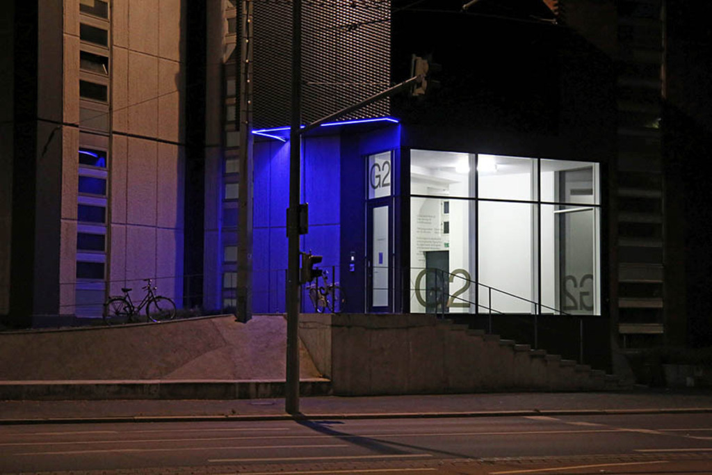 G2 Kunsthalle bei Nacht | Entdecke über 20 Kategorien Leipzig-Motive: Foto-Downloads, hochwertige Poster, Leinwand- & Fine-Art-Prints. Jetzt Lieblingsfoto im Bildlexikon Leipzig Shop bestellen!