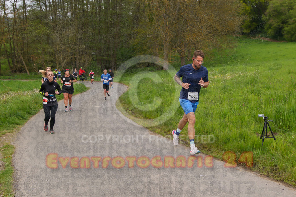 220501_1020_EV8_0508 | Sportfotografie im Rhein-Sieg Kreis, Köln, Bonn, NRW, Rheinland Pfalz, Hessen, etc. Unser Tätigkeitsfeld umfasst den Laufsport vom Volkslauf über den Marathon, Duathlon, Triathon bis zum Ultralauf wie Kölnpfad Ultra oder Schindertrail.