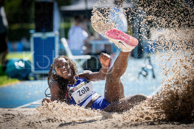 Juniorengala 2026; Mannheim, 13.06.2026 | MANNHEIM, GERMANY - JUNE 13, 2026 : Solveig Zola (FRA/France) competing in the women’s triple jump during the Juniorengala 2026 at Michael-Hoffmann-Stadion on June 13, 2026 in Mannheim, Germany.
