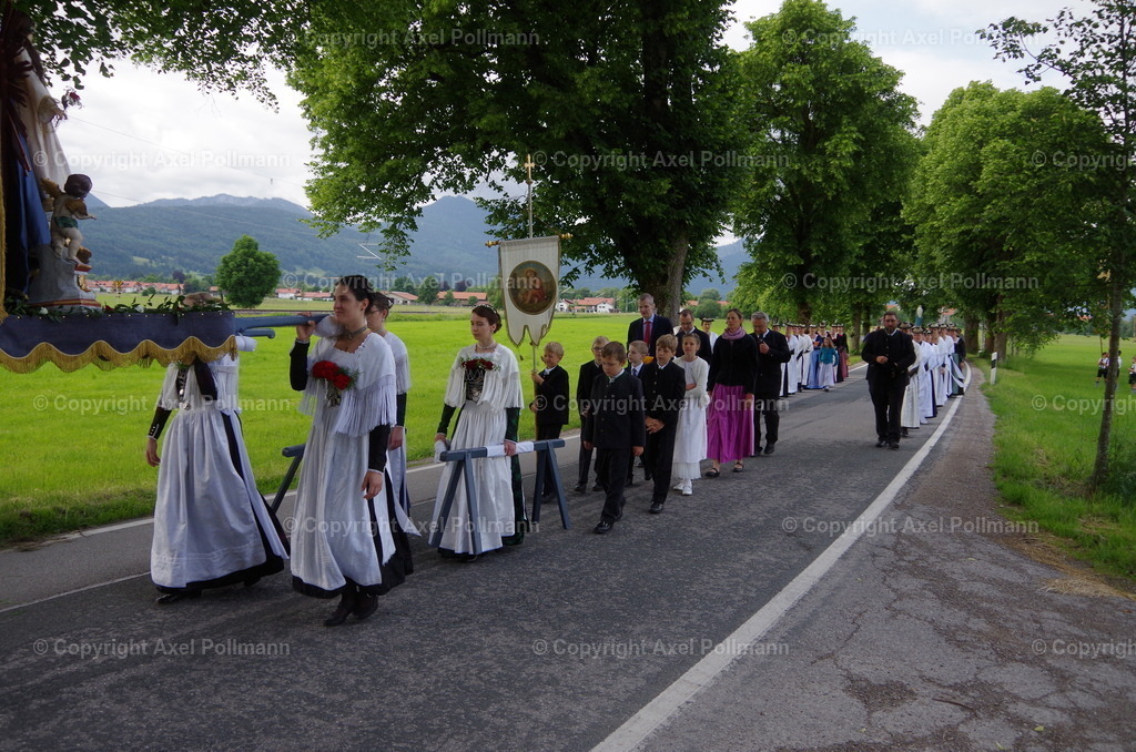 IMGP6193 | fotografiert von Axel PollmannLeonhardi Wallfahrt Benediktbeuern und Murnau, Fronleichnam, Fasching, Landschaft im Loisachtal und Benediktbeuern  - Realisiert mit Pictrs.com