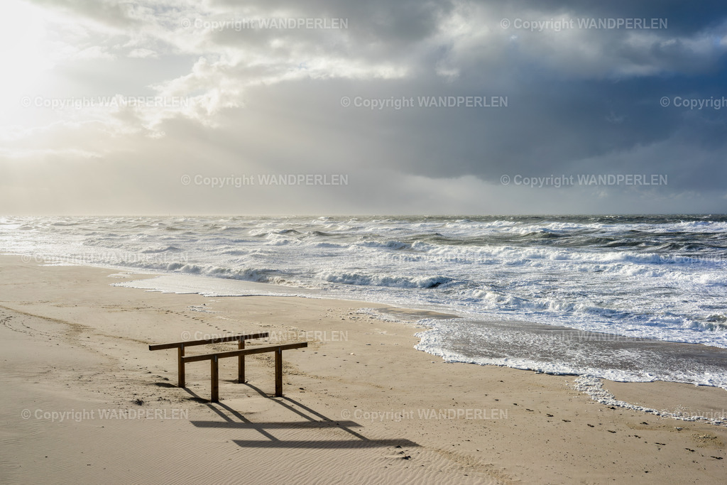 Herbst auf Sylt / Autumn on Sylt | Herbst auf der Nordseeinsel Sylt – wo der Wind die Wellen formt und das Licht mit den Wolken spielt. - Realisiert mit Pictrs.com