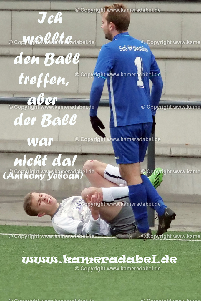 Fußball : SuS 09 Dinslaken 3 - TV Jahn Hiesfeld 3 am 04.12.2022 | Szene aus dem Derby zwischen SUS 09 Dinslaken 3 und TV Jahn Hiesfeld 3 am 04.12.2022 - Realisiert mit Pictrs.com