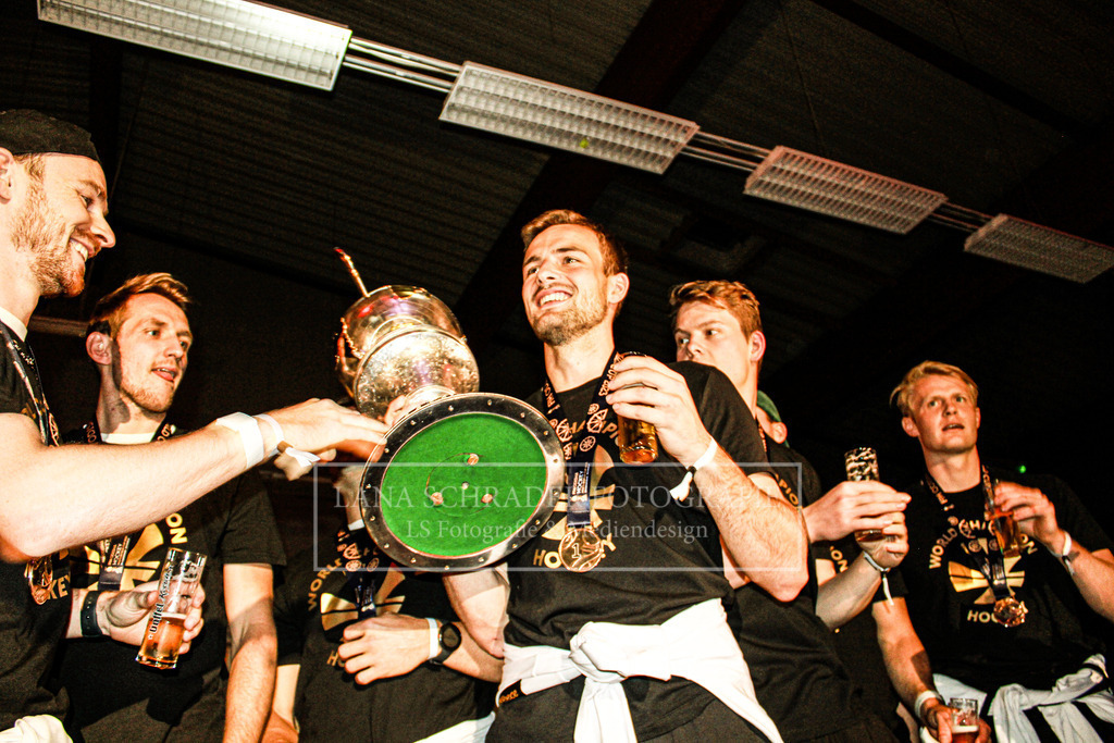 WM EMPFANG 30.01.23 LSF-40 | lanaschraderfotografie - Realisiert mit Pictrs.com