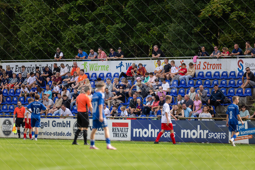 20250920_Picselweb-Fotografie_1R3_1454 | JFV D/A &amp; Stade - VfB Oldenburg0:1 VfB no70:2 VfB no70:3 VfB JFV Eigentor0:4 VfB no70:5 VfB no71:5 JFV no3 Jaric Jimenez-Voss2:5 JFV no9 Janko Sylvester3:5 JFV no16 Damian Elias Mihro Burekovic - Realisiert mit Pictrs.com