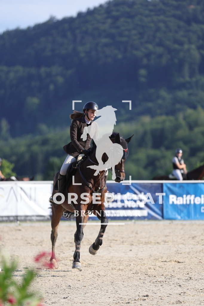 0P6A6651 | Willkommen bei Brunnmayr - Design & Fotografie – Ihrem Spezialisten für Reitturniere und Pferdeveranstaltungen in Oberösterreich, Salzburg und Bayern! Seit über 17 Jahren sind wir leidenschaftlich dabei.