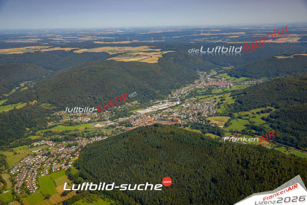 Das Luftbild zeigt :  Amorbach - Die Luftaufnahme wurde 2024 vom UL-Flugzeug aus erstellt ( keine Drohne ) - Hochauflösende Luftaufnahme - Für grossformatige Ausdrucke geeignet. Die Geschenkidee !Mit Lizenz und Bildrechte bestellbar