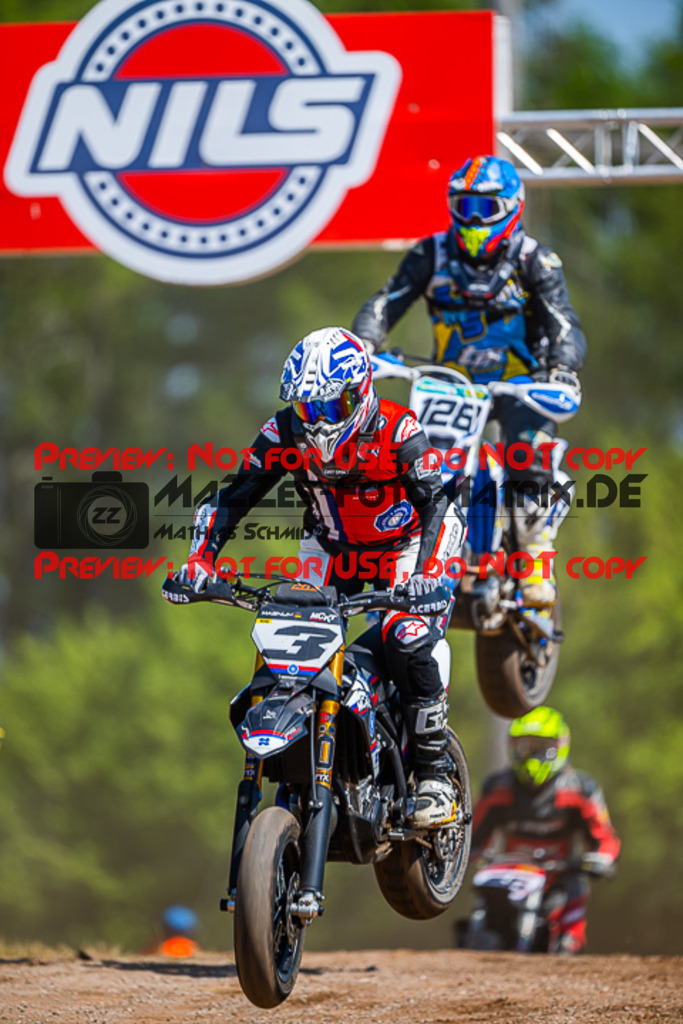 MaZZes_FotoMatrix_230609_6816 | UE40