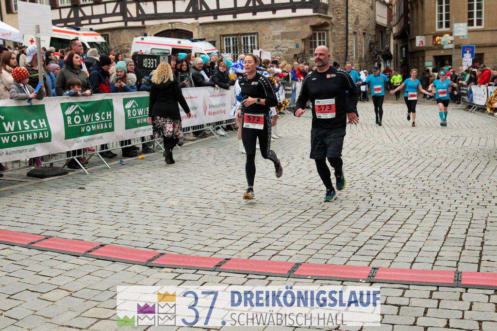 VR Bank Hauptlauf 10000m | 3 Koenigslauf 2023 - Realisiert mit Pictrs.com