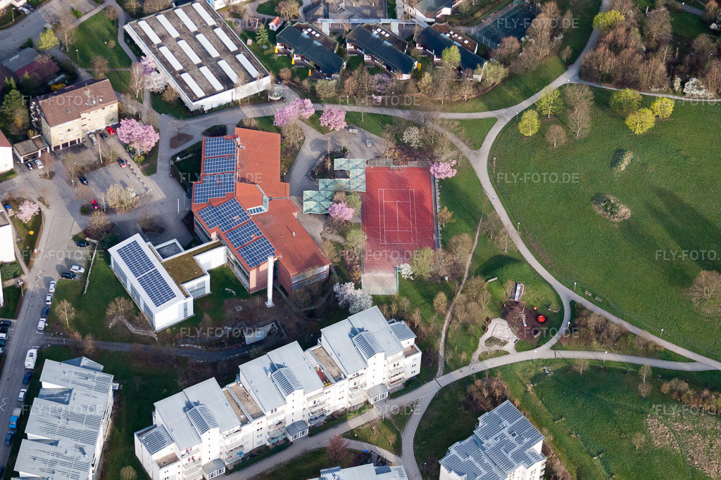 Luftbild: Ostertag Realschule, Tiroler Straße im Ortsteil Eltingen in Leonberg im Bundesland Baden-Württemberg in Deutschland. Foto: IMG_39113.jpg vom 03.04.2011 durch Werner Riehm/FLY-FOTO.de