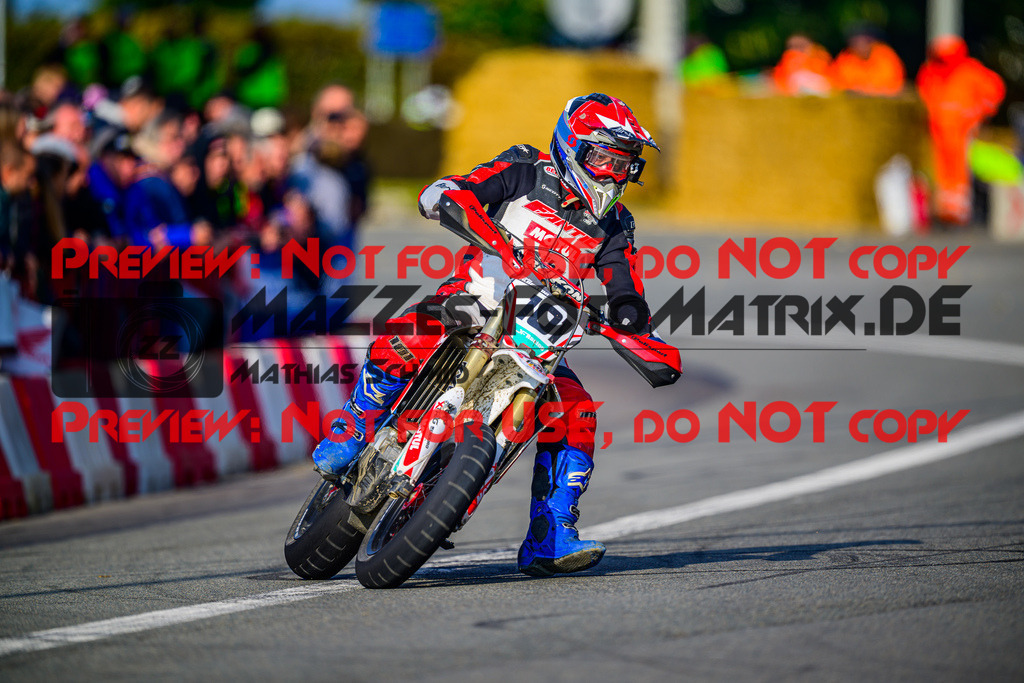 MaZZes_Fotomatrix_20251012_6007705_2762 | SENIOR