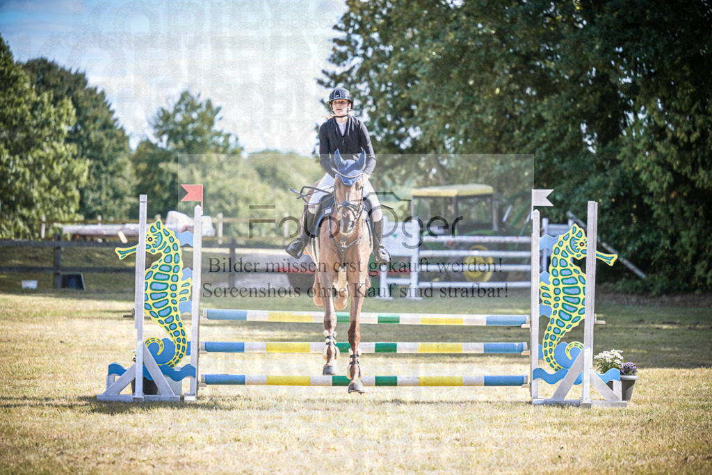 DOS_0896 | Entdecke hochwertige Reitturnierfotos von Foto Oger. Professionell, emotional und authentisch – jetzt Lieblingsmomente im Shop bestellen.Deutschlandweite Turnierfotografie. - Realisiert mit Pictrs.com