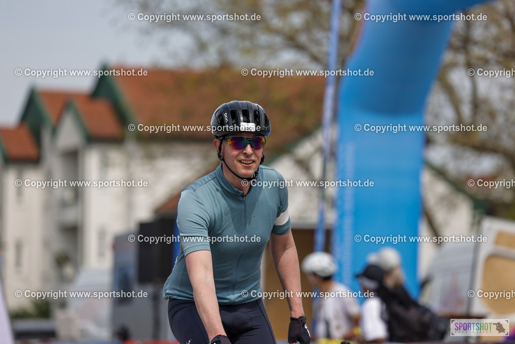 VJ__9305 | Neusiedlersee Radmarathon 2026@sportshot_your_pictrs #yourpictures#roadtowm2029 #nrm #neusiedlerseeradmarathon #neusiedlersee #neusiedlerseetourismus #burgenland #mörbisch #nrm26 #burgenlandtourismus #voglundco #poweredbyburgenlandtourismus #radsport #rad #marathon #ucigranfondo #visitburgenland #ucigranfondoworldseries