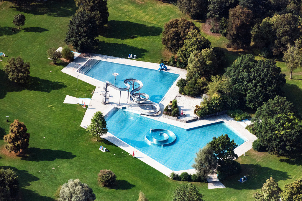 dr__0055890.jpg | MüNCHEN 17.09.2020 Schwimmbecken des Freibades Westbad an er Weinbergerstraße in München im Bundesland Bayern, Deutschland. // Swimming pool of the Westbad on er Weinbergerstrasse in Munich in the state Bavaria, Germany. Foto: Daniel Reiter