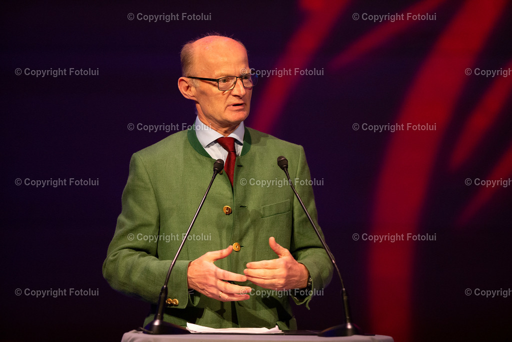 OBERBANKDRBELL_84 | bilder, linz, photo, foto, fussball, sport, fotolui, bundesliga