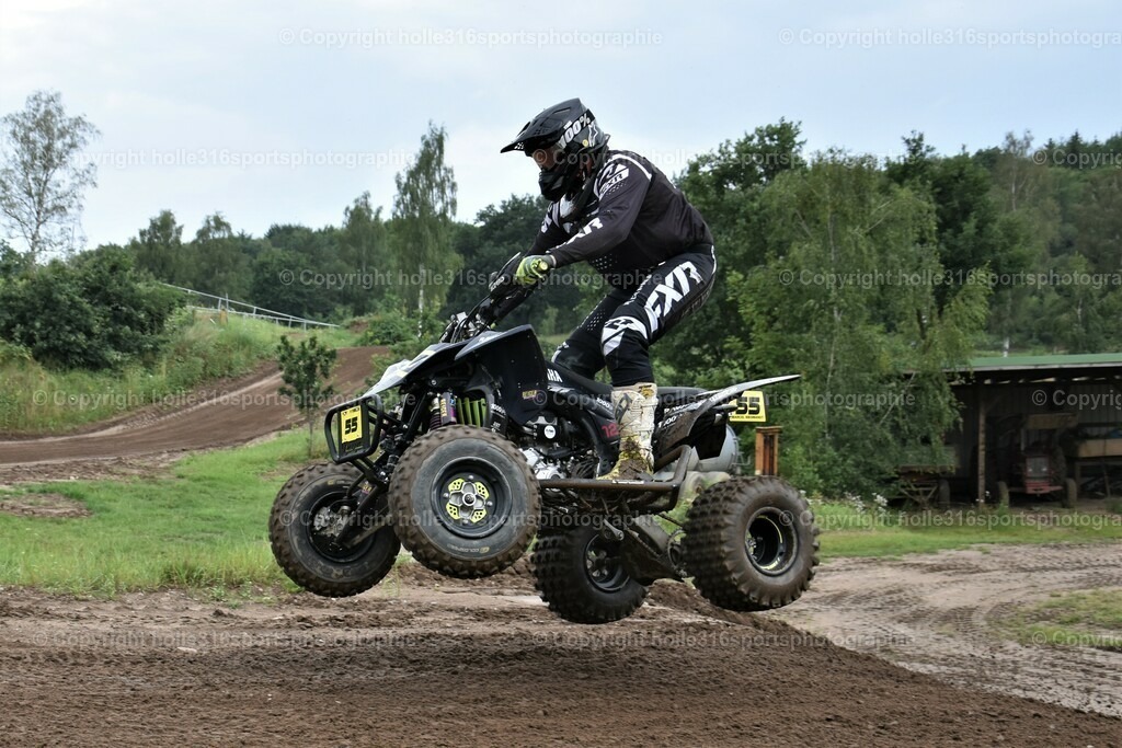 DSC_0184 (2) | Sportfotografie , Motorsport, Motoross, Reitsport, Mointainbike, Enduro,
Landschaft , Outdoor, Eventfotografie, Landschaft, Bilder online bestellen - Realisiert mit Pictrs.com