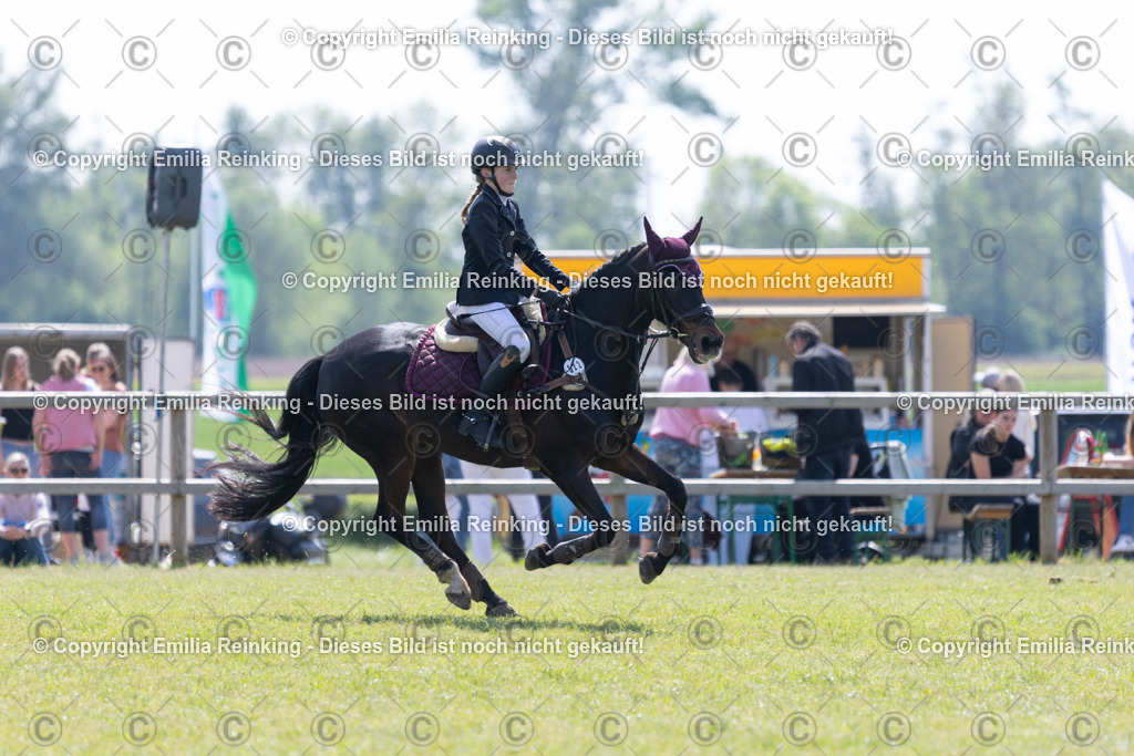 CL5A2422 | Emilia Reinking Fotografie - Realisiert mit Pictrs.com