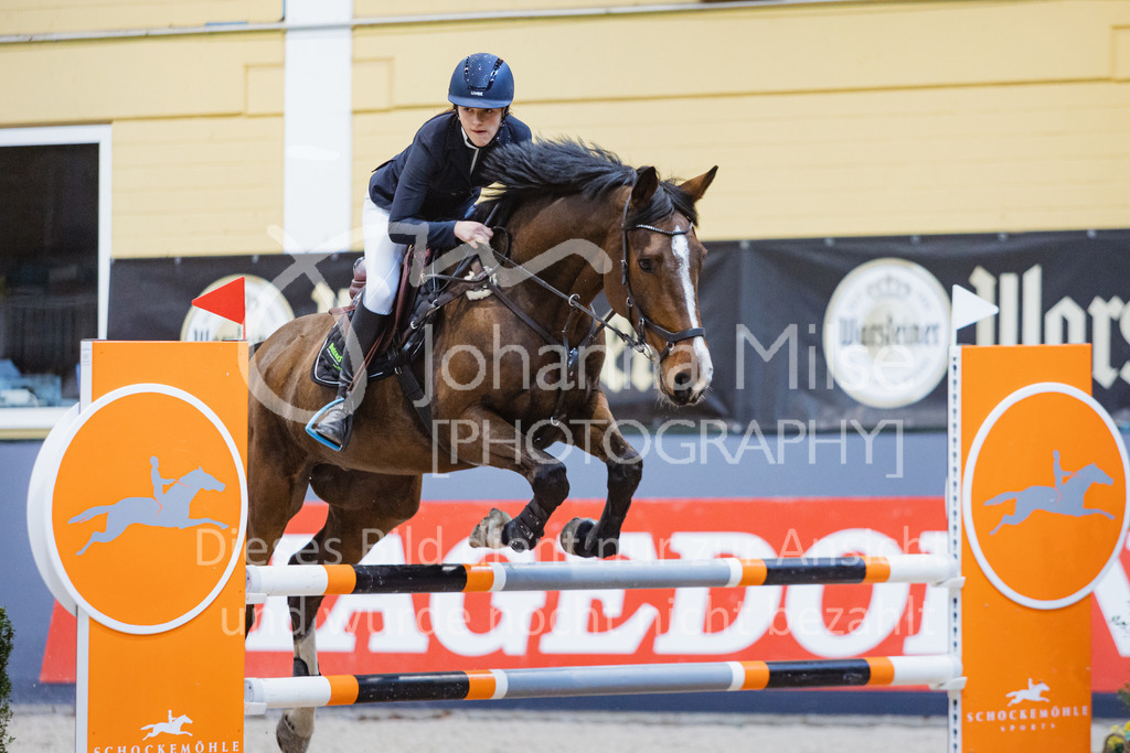 221112_Warstein_L-Spr-215 | Deine schönsten Turniermomente als professionelle Fotos! Entdecke hochwertige Pferdesport-Fotografie im Online-Shop. Jetzt Fotos finden & bestellen!