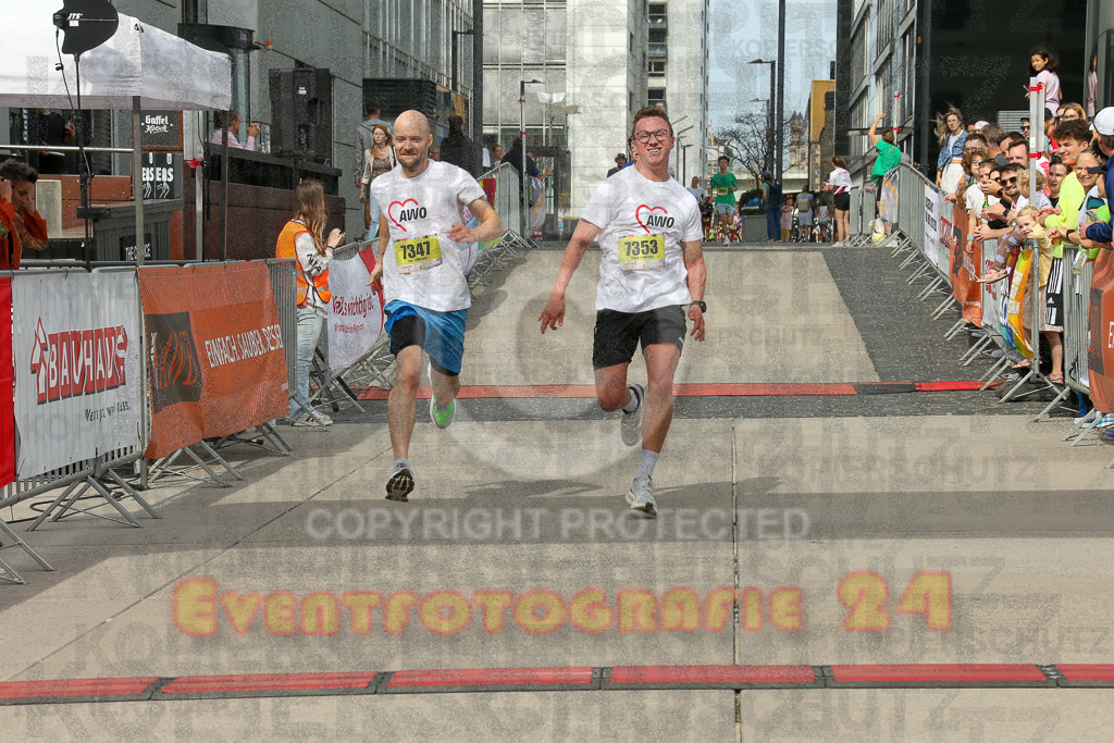 250920_1327_EX1_4712 | Sportfotografie im Rhein-Sieg Kreis, Köln, Bonn, NRW, Rheinland Pfalz, Hessen, etc. Unser Tätigkeitsfeld umfasst den Laufsport vom Volkslauf über den Marathon, Duathlon, Triathon bis zum Ultralauf wie Kölnpfad Ultra oder Schindertrail.