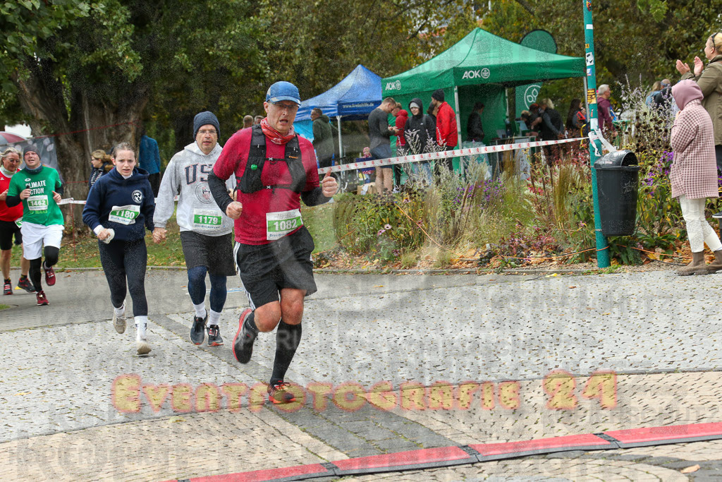 231015_1111_EX1_3295 | Sportfotografie im Rhein-Sieg Kreis, Köln, Bonn, NRW, Rheinland Pfalz, Hessen, etc. Unser Tätigkeitsfeld umfasst den Laufsport vom Volkslauf über den Marathon, Duathlon, Triathon bis zum Ultralauf wie Kölnpfad Ultra oder Schindertrail.