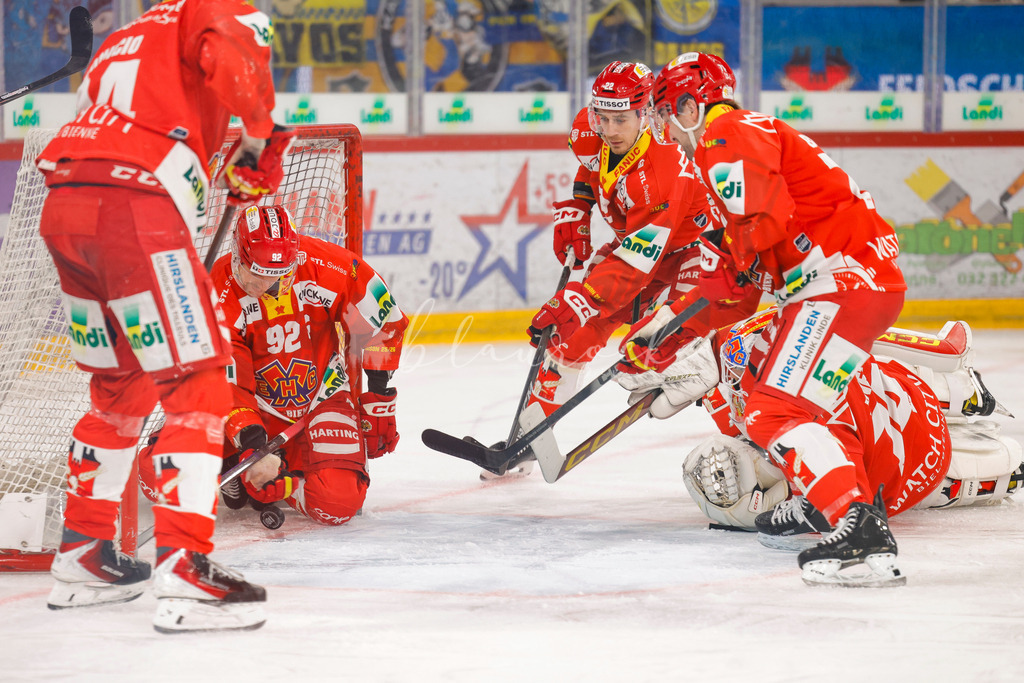 EHCB vs HCD 20260106_wb-0570 | Sportbilder, Sportfotograf, Hochzeits- und Eventfotografin, Flugshows, Portraits und Tiershooting, Aviation, Downhill, Nationalleague, Swissleague, International