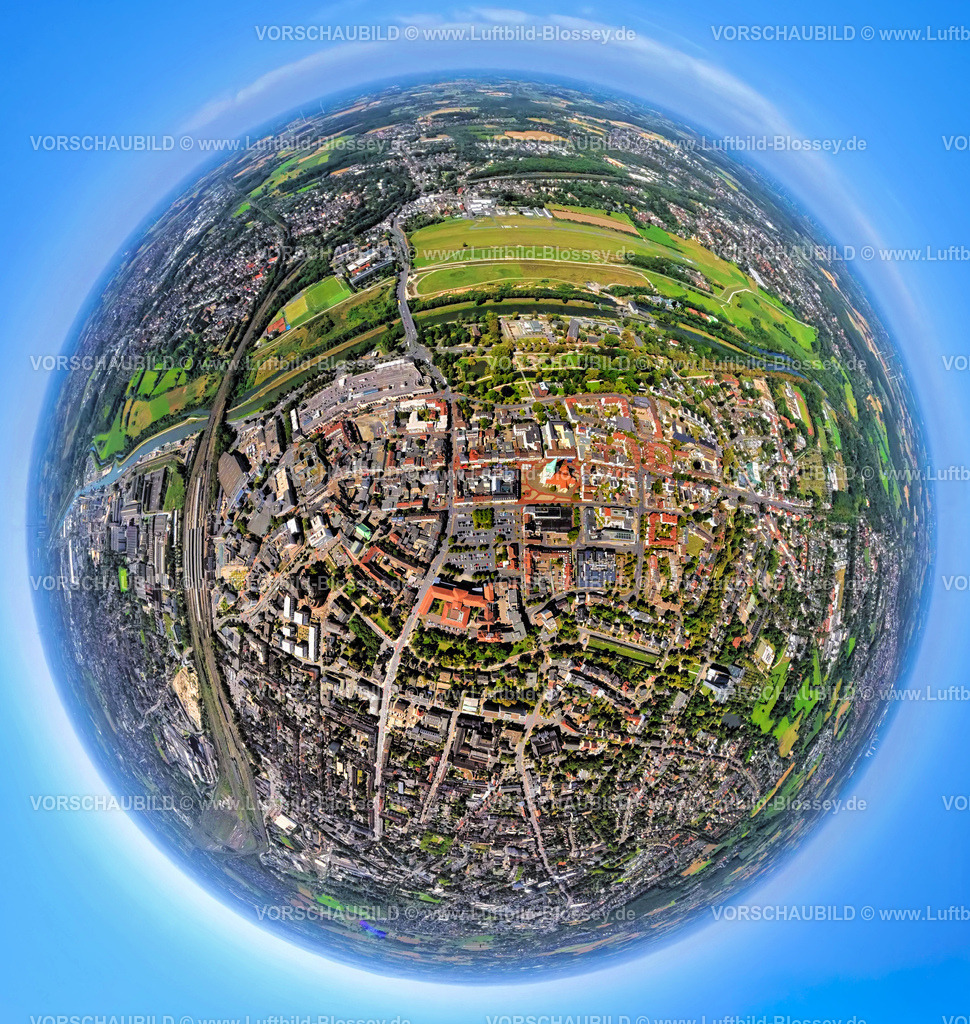 Hamm250811535Mitte_Pauluskirche | Luftbild, City Innenstadt mit evang. Pauluskirche, Lippeaue Erlebensraum und Flugplatz Hamm Lippewiesen EDLH, Kläranlage Hamm Mattenbecke, Datteln-Hamm-Kanal und Fluss Lippe, Erdkugel, Fisheye Aufnahme, Fischaugen Aufnahme, 360 Grad Aufnahme, tiny world, little planet, fisheye Bild, Mitte, Hamm, Ruhrgebiet, Nordrhein-Westfalen, Deutschland