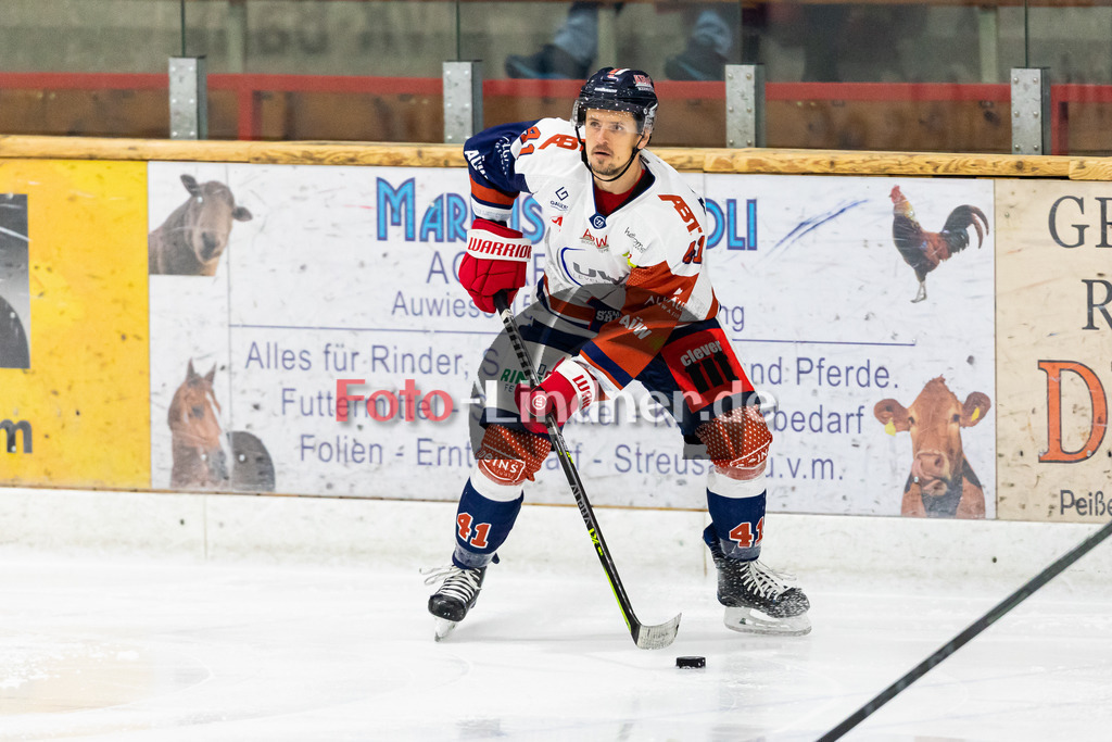 Bayernliga Eishockey TSV Peißenberg Miners gegen ESC Kempten Sharks am 28.10.22 im Eisstadion Peißenberg | Bayernliga Eishockey TSV Peißenberg Miners gegen ESC Kempten Sharks am 28.10.22 im Eisstadion Peißenberg
