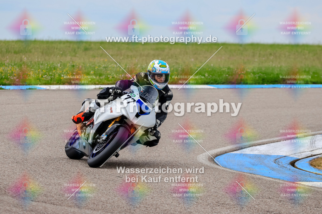 MotoTeam-2075 | Hier findet Ihr Bilder von Touristenfahrten auf der Nürburgring Nordschleife oder von anderen Veranstaltungen die ich besucht habe. Viel Spass beim Durch Schauen 