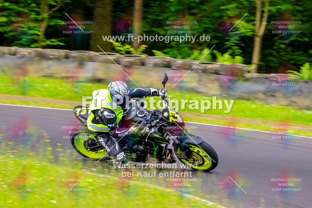 VBK-7738 | Hier findet Ihr Bilder von Touristenfahrten auf der Nürburgring Nordschleife oder von anderen Veranstaltungen die ich besucht habe. Viel Spass beim Durch Schauen 