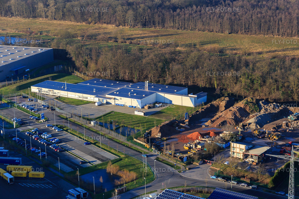 Luftbild: Gewerbegebiet Horst, Alfa Aesar GmbH im Ortsteil Minderslachen in Kandel im Bundesland Rheinland-Pfalz in Deutschland. Foto: IMG_076514.jpg vom 05.01.2015 durch Werner Riehm/FLY-FOTO.de