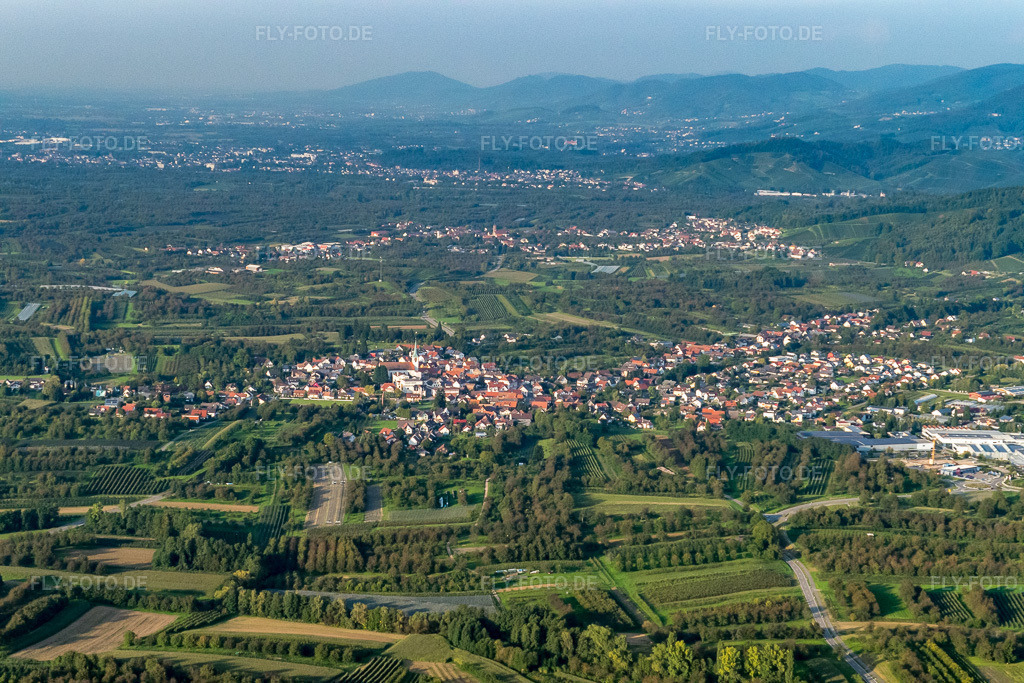 Luftbild: Ortsansicht von Süden im Ortsteil Ulm in Renchen im Bundesland Baden-Württemberg in Deutschland. Foto: P1010124.jpg vom 15.09.2014 durch Werner Riehm/FLY-FOTO.de