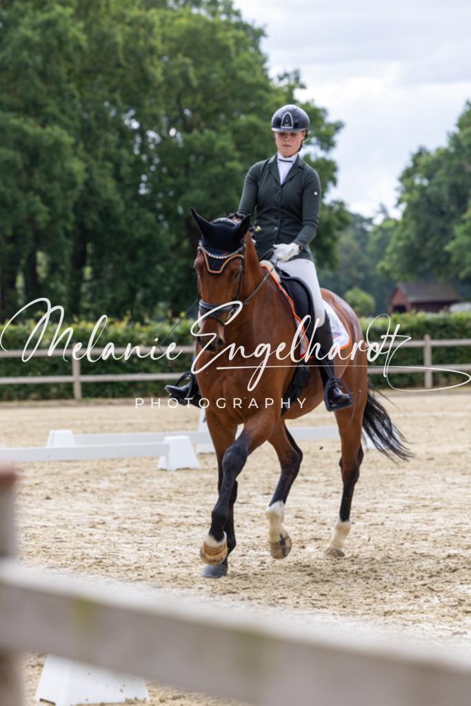 7I8A3889 | melanie-engelhardt-photography - Realisiert mit Pictrs.com