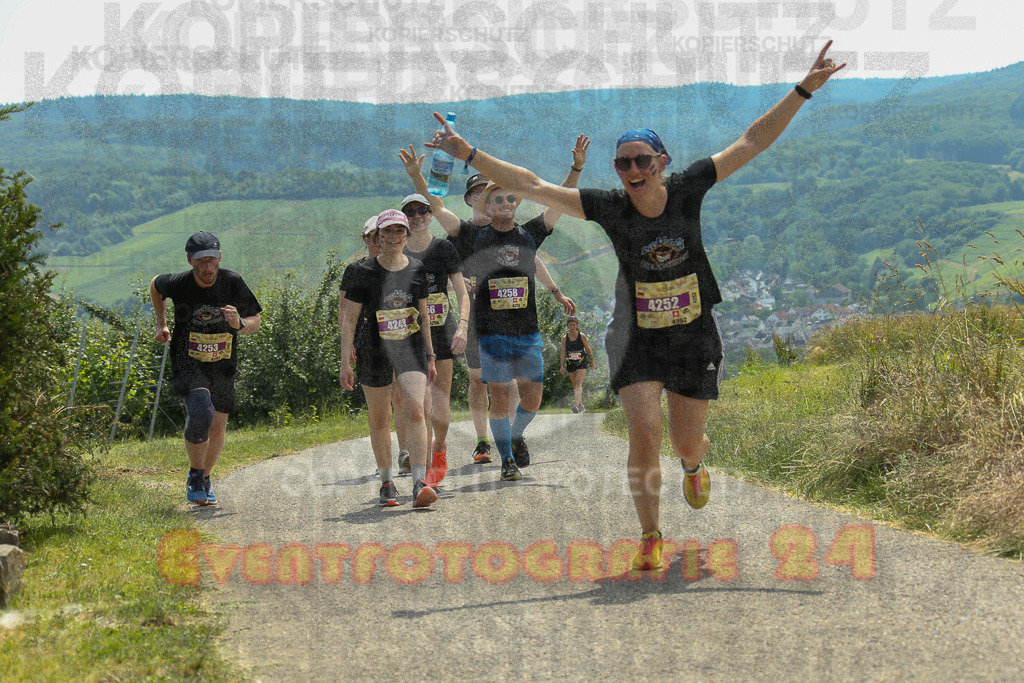 250614_1324_EX1_8816 | Sportfotografie im Rhein-Sieg Kreis, Köln, Bonn, NRW, Rheinland Pfalz, Hessen, etc. Unser Tätigkeitsfeld umfasst den Laufsport vom Volkslauf über den Marathon, Duathlon, Triathon bis zum Ultralauf wie Kölnpfad Ultra oder Schindertrail.