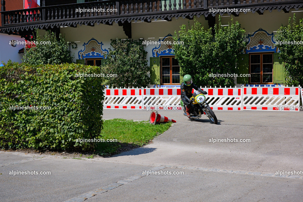 P1014793 | Erleben Sie atemberaubende, hochqualitative Fotos Ihrer Fahrt entlang der malerischen Alpenstraßen. Besuchen Sie alpineshots.com, um professionelle Aufnahmen Ihrer unvergesslichen Reise zu finden und zu kaufen - Realisiert mit Pictrs.com