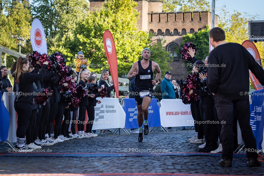 44. Kölner Brückenlauf; Koeln, 14.09.25 | Impressionen vom 44. Kölner Brückenlauf am 14.09.25 am Schokoladenmuseum in Koeln. Foto: BEAUTIFUL SPORTS/Leah Kohring
