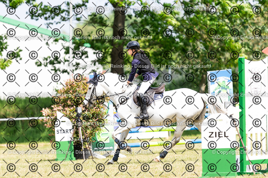 CL5A7621 | Emilia Reinking Fotografie - Realisiert mit Pictrs.com