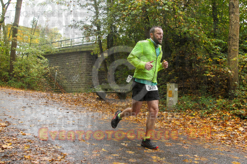 241027_1254_EV4_7964 | Sportfotografie im Rhein-Sieg Kreis, Köln, Bonn, NRW, Rheinland Pfalz, Hessen, etc. Unser Tätigkeitsfeld umfasst den Laufsport vom Volkslauf über den Marathon, Duathlon, Triathon bis zum Ultralauf wie Kölnpfad Ultra oder Schindertrail.
