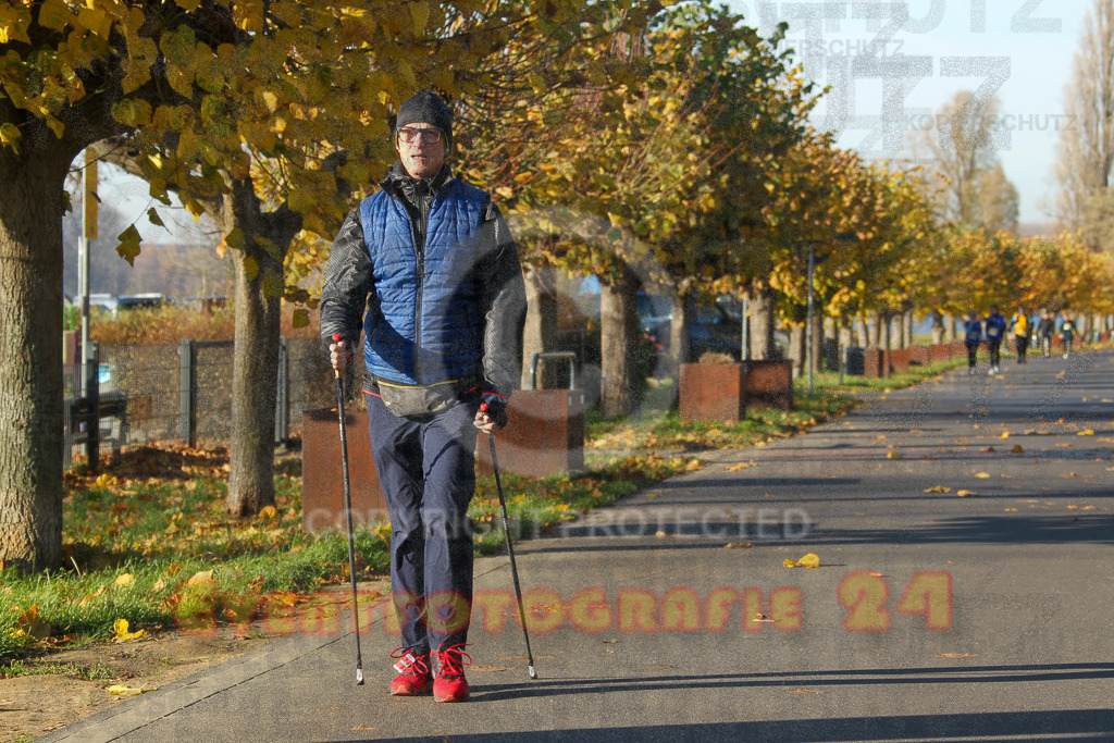 241201_1126_EV4_1279 | Sportfotografie im Rhein-Sieg Kreis, Köln, Bonn, NRW, Rheinland Pfalz, Hessen, etc. Unser Tätigkeitsfeld umfasst den Laufsport vom Volkslauf über den Marathon, Duathlon, Triathon bis zum Ultralauf wie Kölnpfad Ultra oder Schindertrail.