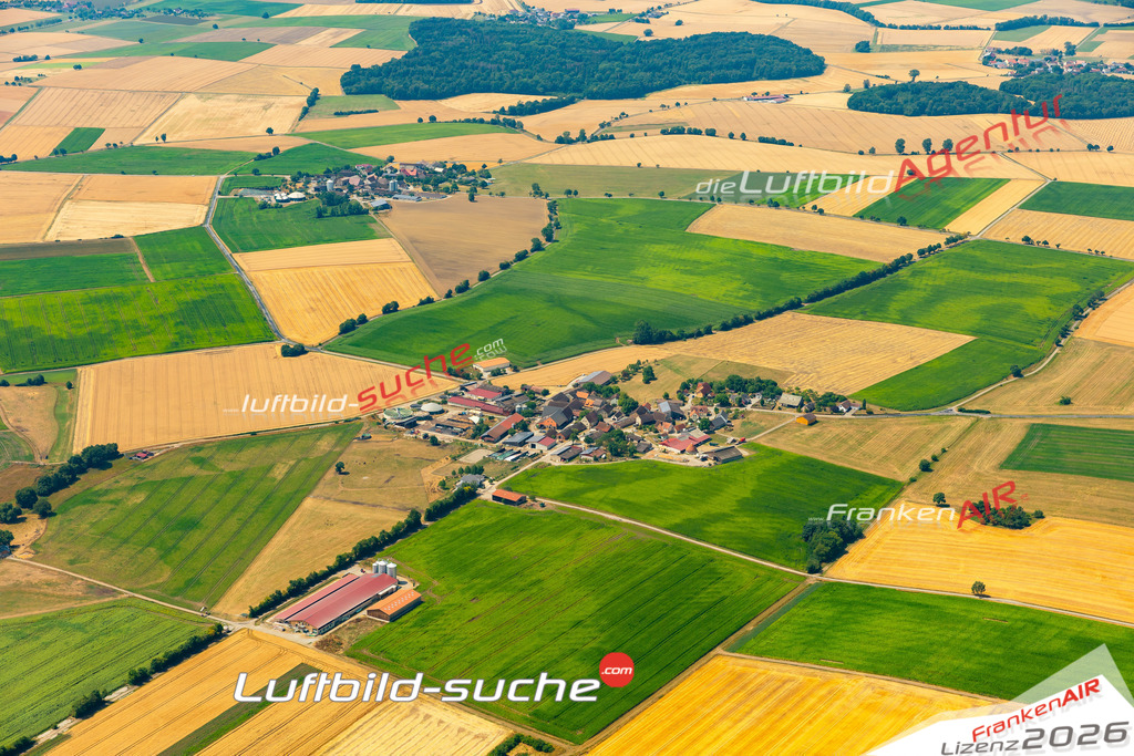 Aktuelles Luftbild von Standorf Schrozberg - Die Luftaufnahme wurde 2022 mittels UL-Flugzeug erstellt ( keine Drohne ) - hochauflösende Kamera-Systeme von  Canon -Beste Qualität - Für grossformatige Ausdrucke geeignet. Die Geschenkidee !