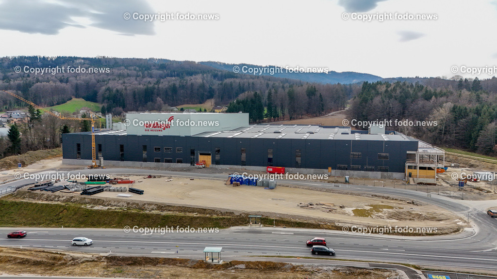 Windhager_ Baustelle_ Pinsdorf_ 10.03.2024-3 | 10.03.2024, Pinsdorf, AUT, Windhager, im Bild Baustelle, Waermepumpen Werk, Zentralheizung, Heizung, Insolvenz, BWT, Uebernahme, Fertigstellung, Investor, FIBA, Pellets, Drohne, Luftbild