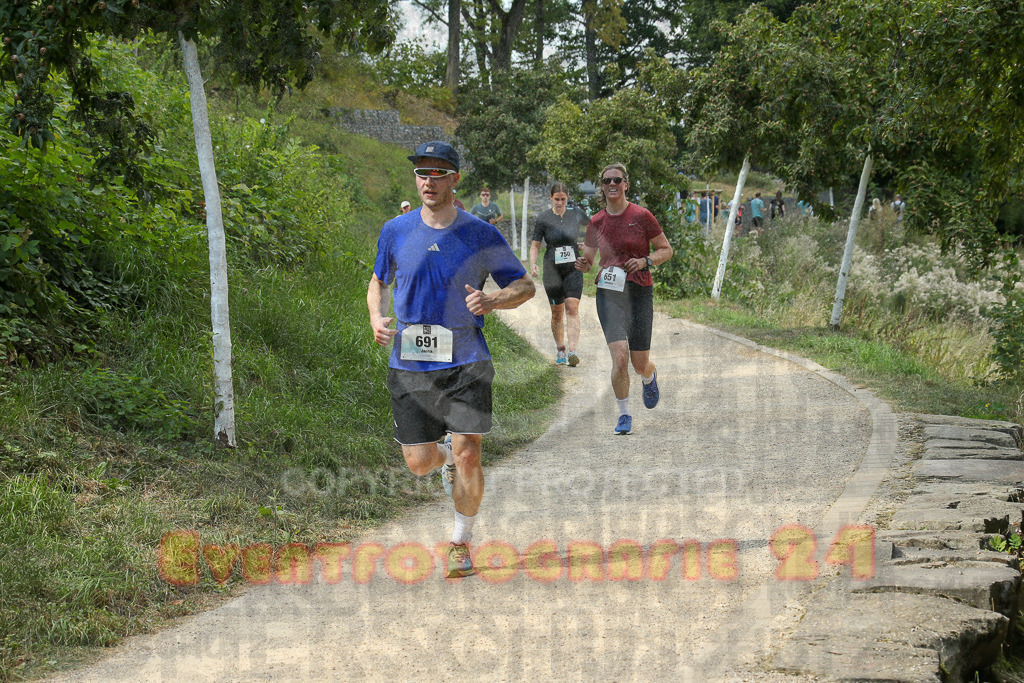 250824_1502_EX1_8349 | Sportfotografie im Rhein-Sieg Kreis, Köln, Bonn, NRW, Rheinland Pfalz, Hessen, etc. Unser Tätigkeitsfeld umfasst den Laufsport vom Volkslauf über den Marathon, Duathlon, Triathon bis zum Ultralauf wie Kölnpfad Ultra oder Schindertrail.