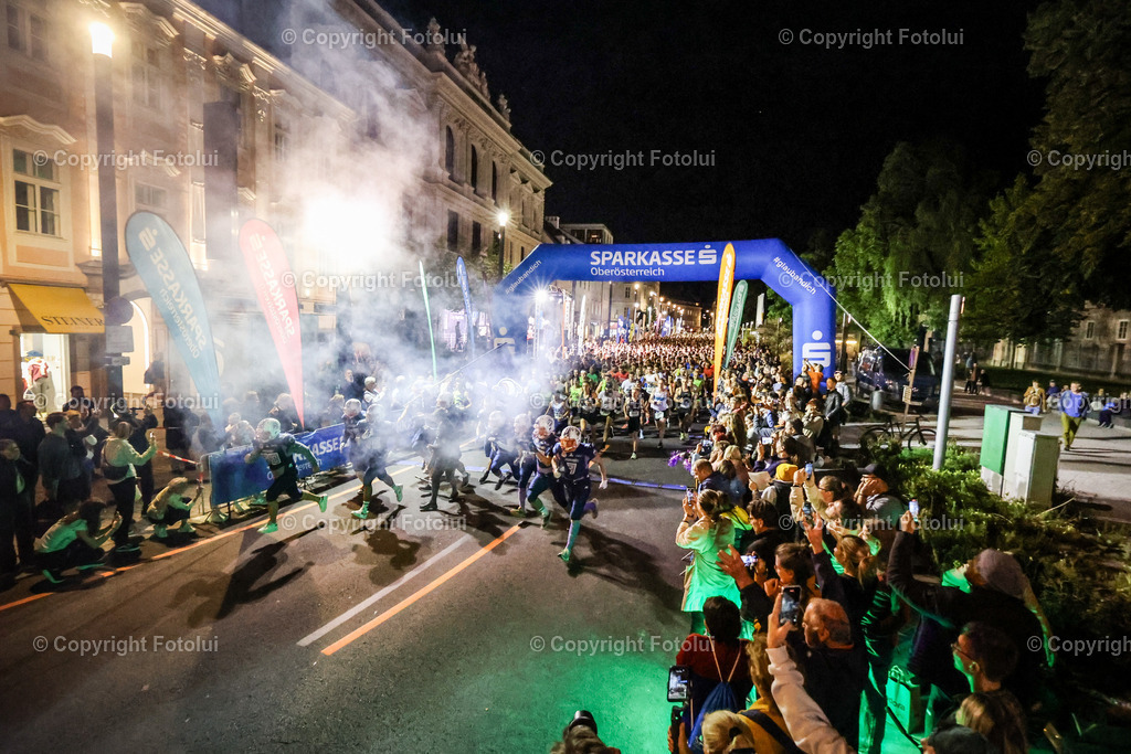 A-BINDER_20240926_0107 | Linz  AUSTRIA,26.Sept..2024 -Night Run Linz, Image shows Photo: Sportmediapics.com/ Manfred Binder