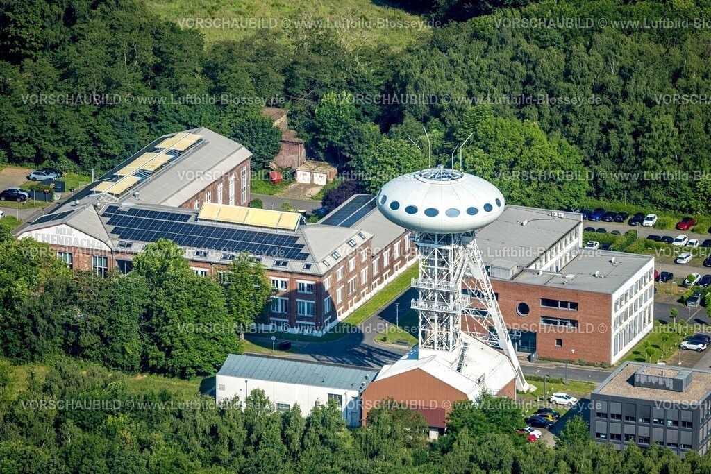 Luenen250600031 | Luftbild, Förderturm Skulptur Colani UFO, auch Colani Ei im Lüntec Gründerzentrum, auf dem Gelande der ehemaligen Zeche Minister Achenbach Schacht 4, Brambauer, Lünen, Ruhrgebiet, Nordrhein-Westfalen, Deutschland