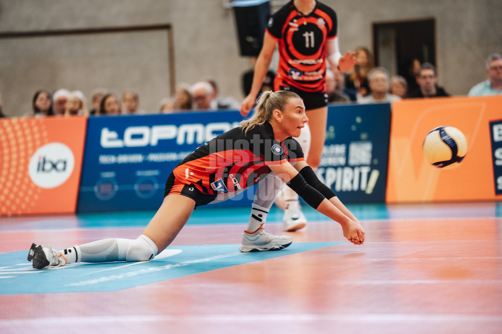 Volleyball | Frauen | Saison 2025/2026 | Volleyball Bundesliga | ETV Hamburger Volksbank Volleys vs. Schwarz-Weiß Erfurt | 15.02.2026 | Lina Köster (#3, ETV Hamburger Volksbank Volleys)