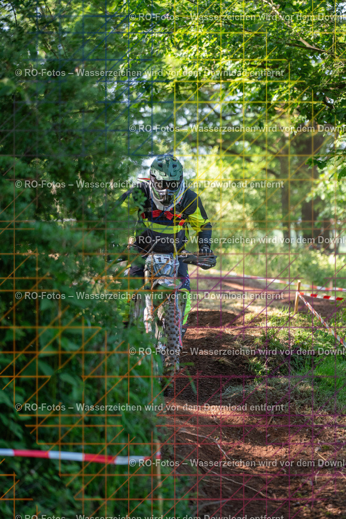 Wolfshausen 3 Lauf -1692 | Sportfotografie von RO-Fotos: Motorsport, Motocross, Enduro, Laufveranstaltungen und Triathlon. Professionelle Fotos von Sportlern und Events. - Realisiert mit Pictrs.com