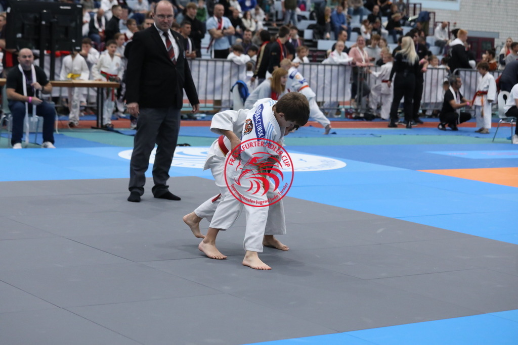 1J7A3119 | Fotos vom Adler Cup - Pictures from Adler Cup

Hier findet Ihr alle Eindrücke und großen Momente der Adler Cup Wochenenden. Here you will find all impressions and great moments of the Adler Cup weekends. - Realisiert mit Pictrs.com