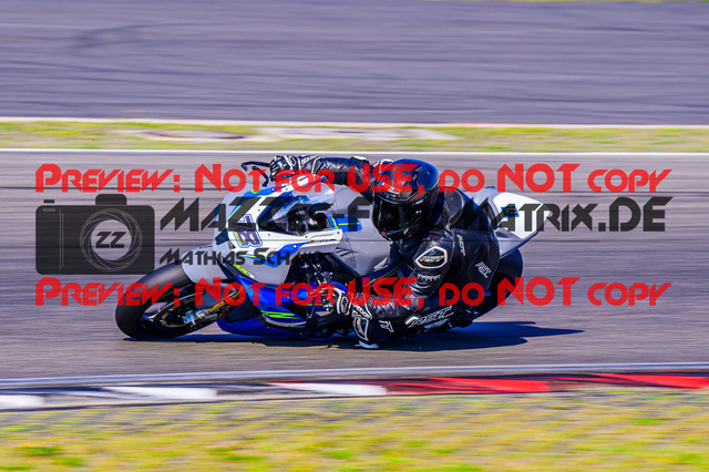 MaZZes_FotoMatrix_240901_6021986_1590 | STK