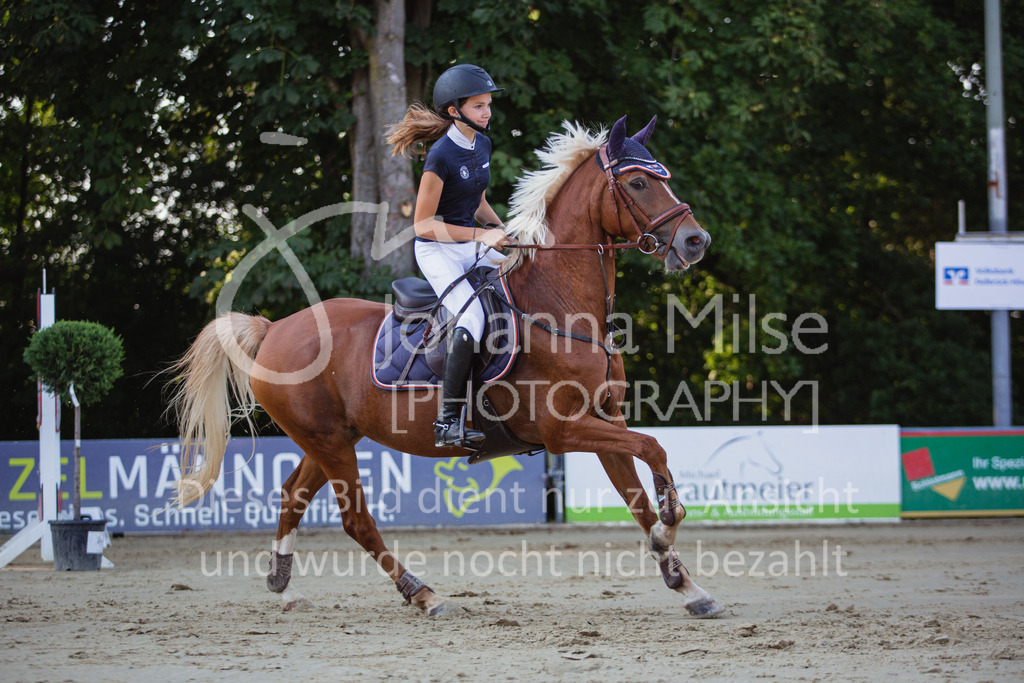 220825_Delbrueck_PonyTrophy-250 | Deine schönsten Turniermomente als professionelle Fotos! Entdecke hochwertige Pferdesport-Fotografie im Online-Shop. Jetzt Fotos finden & bestellen!